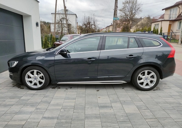 Volvo V60 cena 49900 przebieg: 242153, rok produkcji 2015 z Kowary małe 137